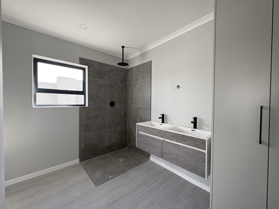 3 Bedroom Property for Sale in Sandown Western Cape